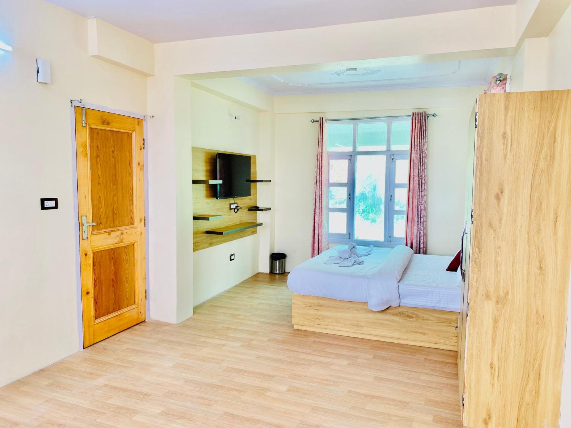 Royal Green Mashobra - Mountain And Valley View Rooms شيملا المظهر الخارجي الصورة
