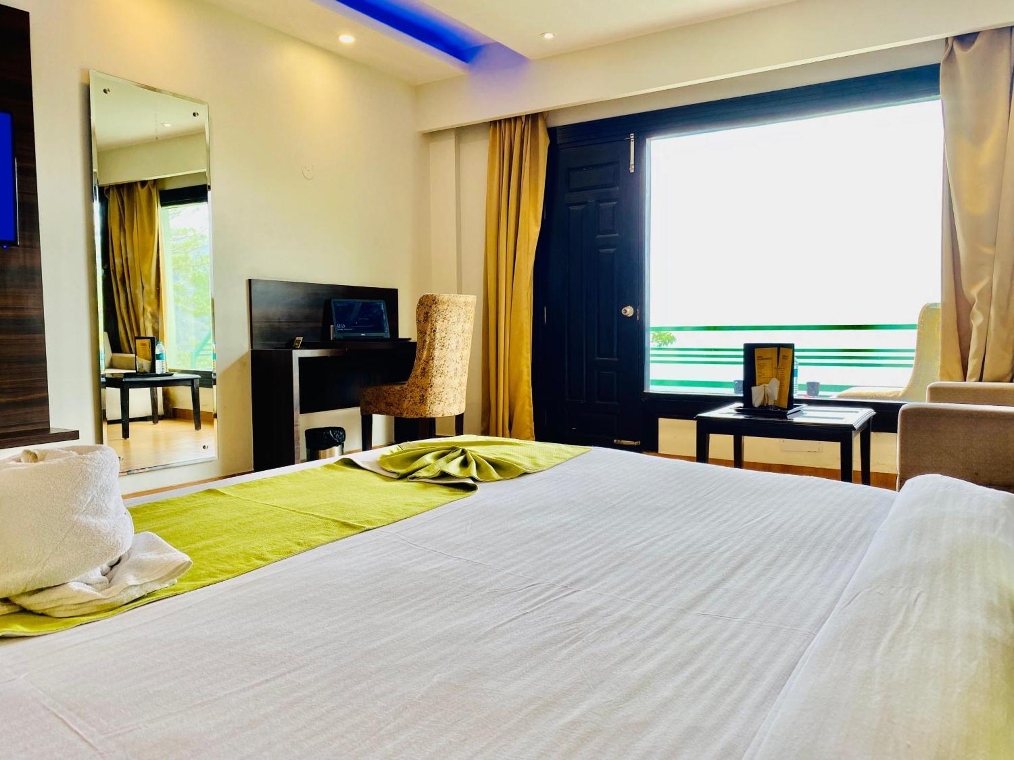 Royal Green Mashobra - Mountain And Valley View Rooms شيملا المظهر الخارجي الصورة